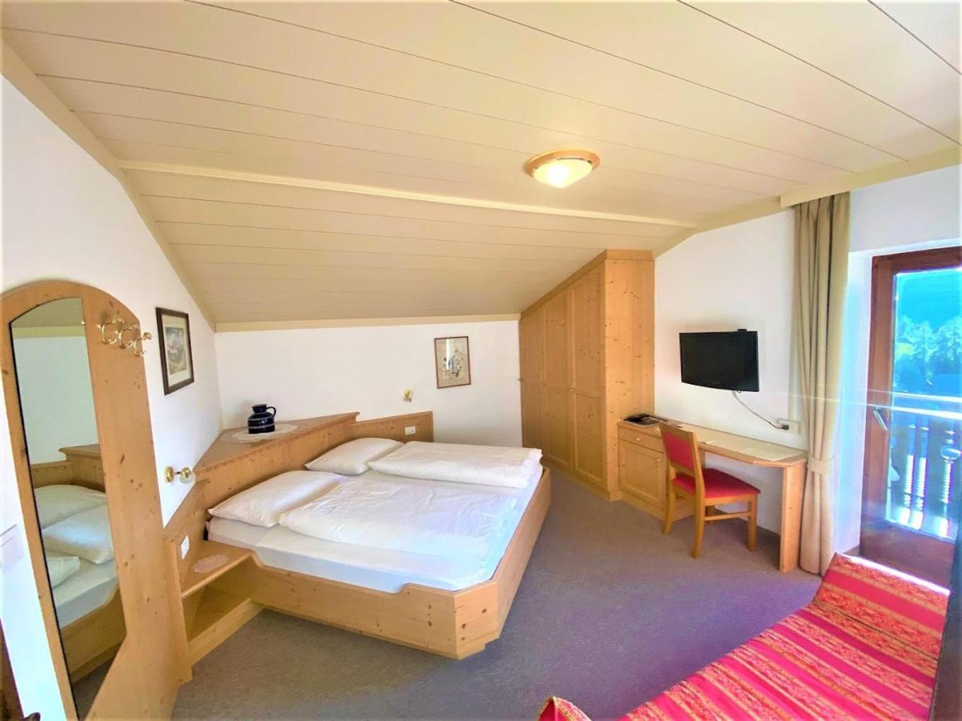 Haus Ploner Lägenhet Castelrotto Exteriör bild